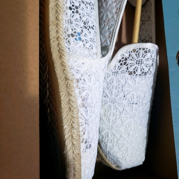 TOMS White Rope Alpargata - Picture 2 of 4